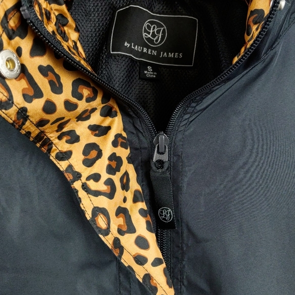 NWT Lauren James Womens S Black Animal Accent Anorak - Picture 6 of 11